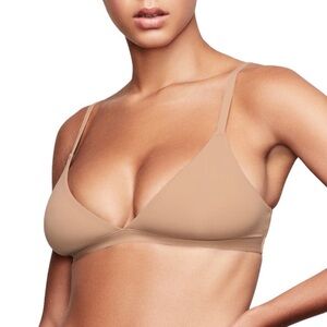 SKIMS Fits Everybody Triangle Bralette